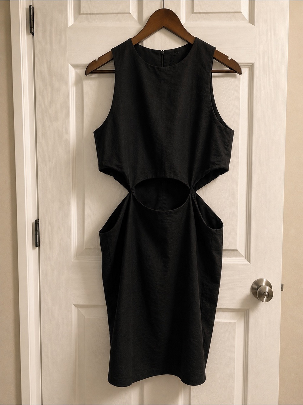 Black Sleeveless Cutout Mini Dress by Kourt - Picture 3 of 4